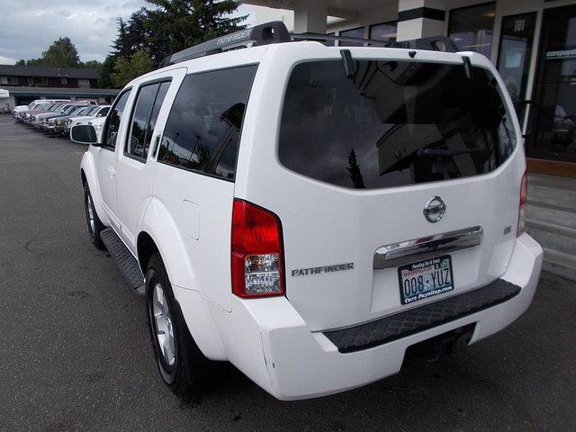 2006 Nissan Pathfinder EX-L W/ DVD System