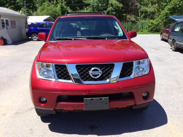 2006 Nissan Pathfinder EX-L W/ DVD System