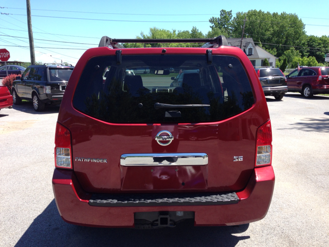 2006 Nissan Pathfinder EX-L W/ DVD System