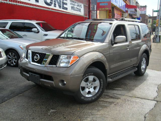 2006 Nissan Pathfinder 2 Door