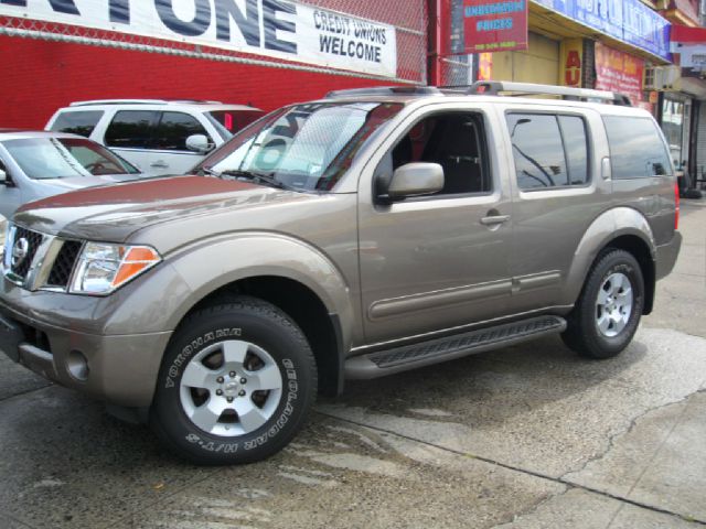 2006 Nissan Pathfinder 2 Door