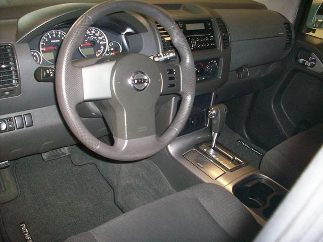 2006 Nissan Pathfinder SLT 25