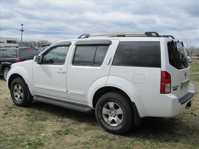 2007 Nissan Pathfinder XR