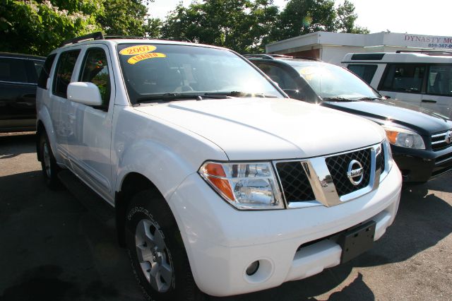 2007 Nissan Pathfinder EX-L W/ DVD System