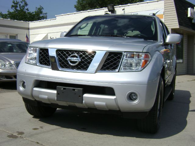 2007 Nissan Pathfinder EX-L W/ DVD System