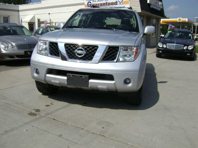 2007 Nissan Pathfinder EX-L W/ DVD System