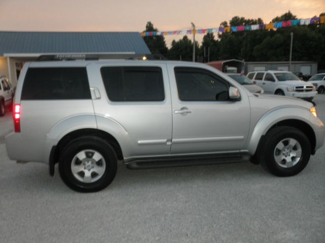 2007 Nissan Pathfinder EX-L W/ DVD System