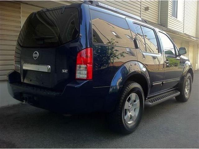 2007 Nissan Pathfinder Extended Cab 4x4 Z71 LS