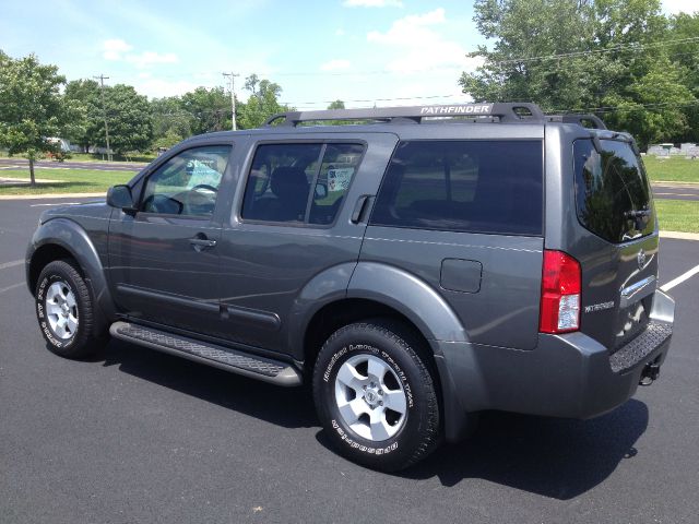 2007 Nissan Pathfinder EX-L W/ DVD System