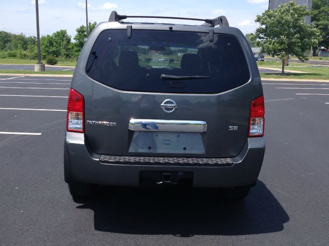 2007 Nissan Pathfinder EX-L W/ DVD System