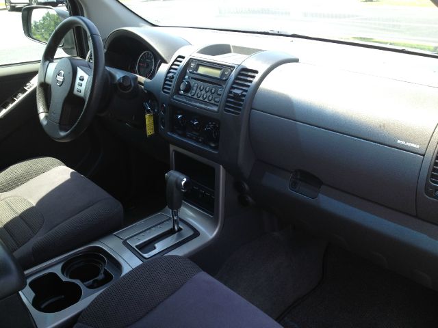 2007 Nissan Pathfinder EX-L W/ DVD System