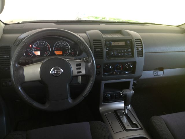 2007 Nissan Pathfinder EX-L W/ DVD System