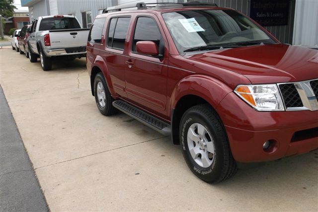 2007 Nissan Pathfinder EX-L W/ DVD System