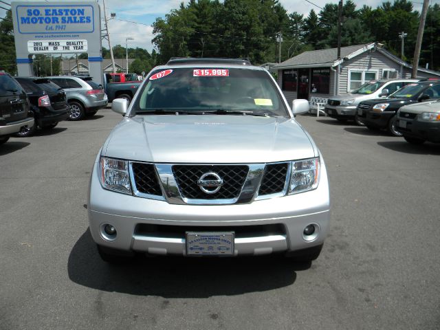 2007 Nissan Pathfinder EX-L W/ DVD System