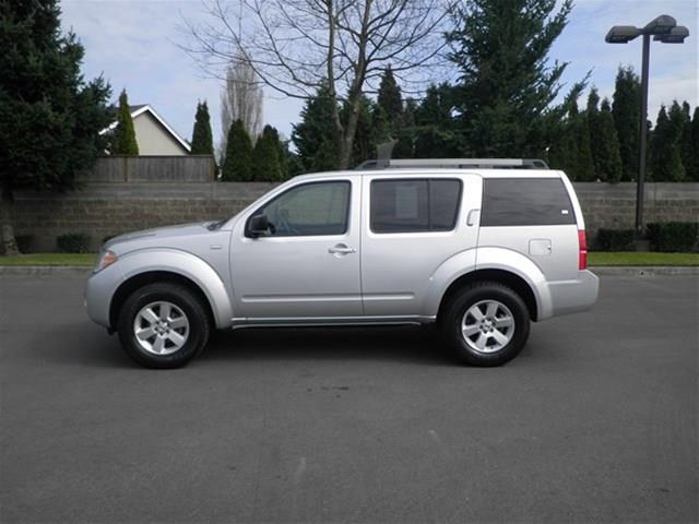 2008 Nissan Pathfinder XR