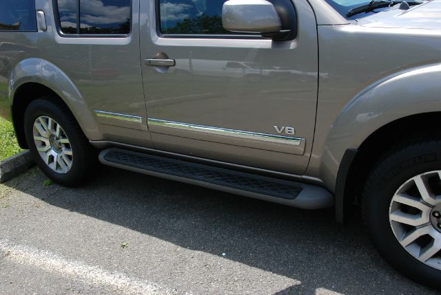 2008 Nissan Pathfinder EX-L W/ DVD System