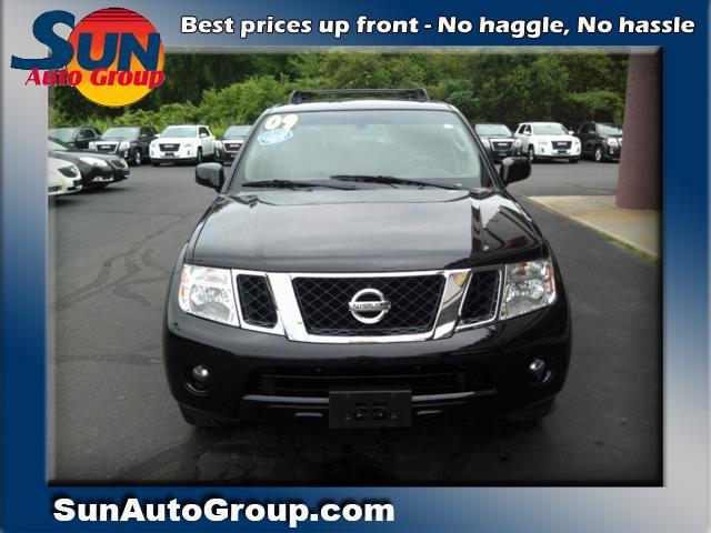 2009 Nissan Pathfinder SE