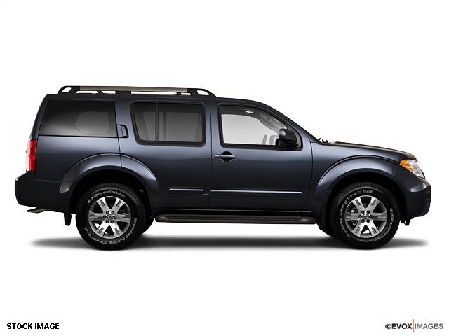 2010 Nissan Pathfinder Unknown