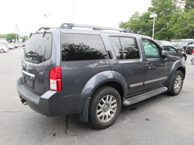 2010 Nissan Pathfinder XR