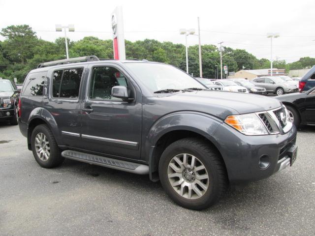 2010 Nissan Pathfinder XR