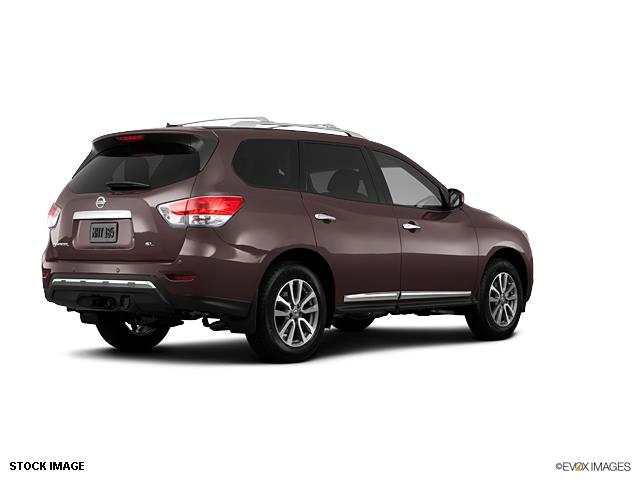 2013 Nissan Pathfinder 6 Speed Hatchback