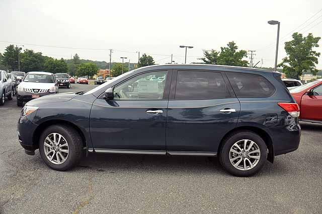 2013 Nissan Pathfinder XR