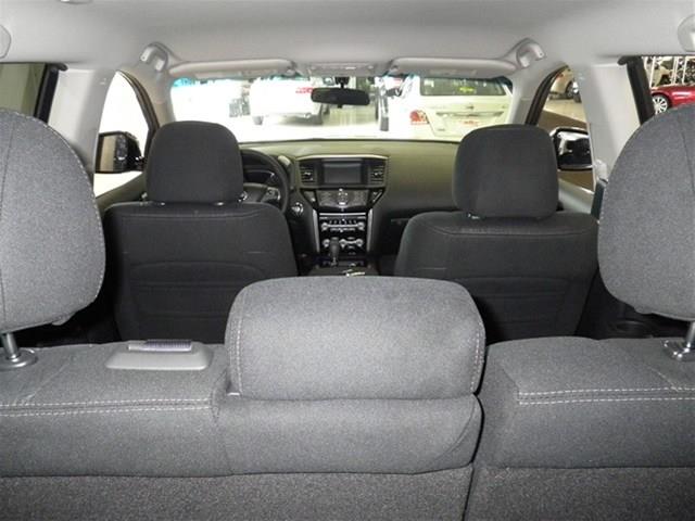 2013 Nissan Pathfinder 2DR 3.8 GRD TOUR AT