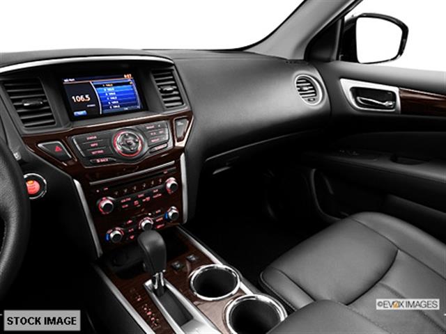 2013 Nissan Pathfinder Unknown