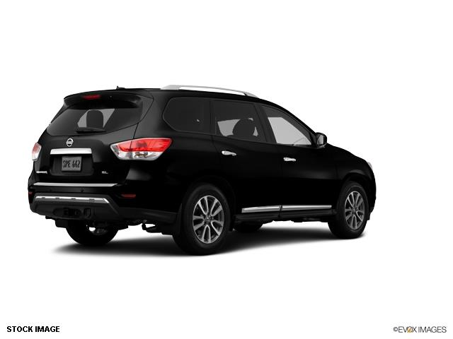 2014 Nissan Pathfinder Unknown