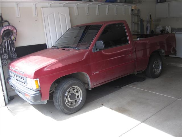 1990 Nissan Pickup Unknown