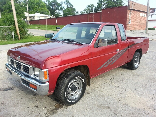 1993 Nissan Pickup SE 2WD