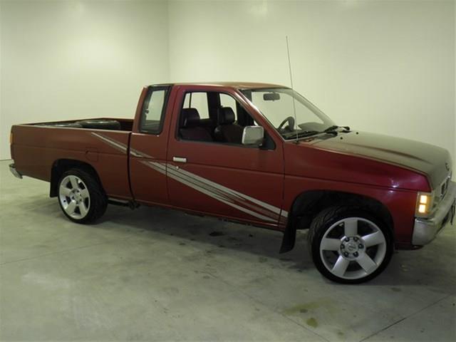 1993 Nissan Pickup Base