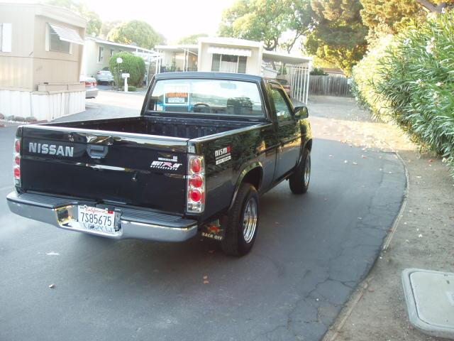 1993 Nissan Pickup GLT Loaded