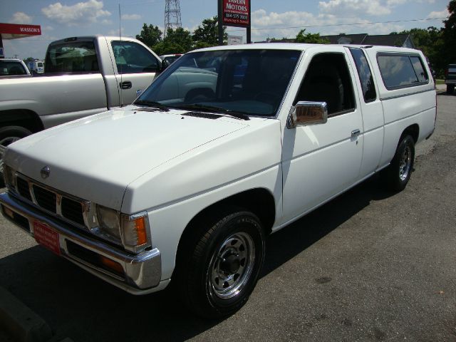 1994 Nissan Pickup SE 2WD