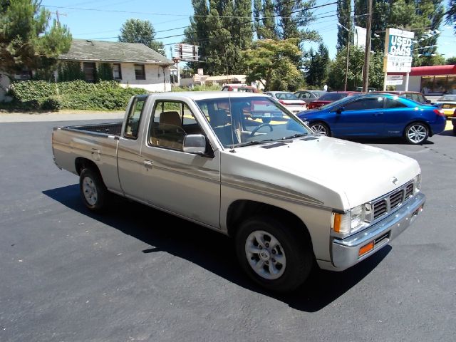 1997 Nissan Pickup Unknown