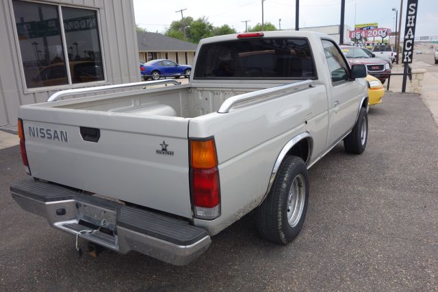 1997 Nissan Pickup Unknown