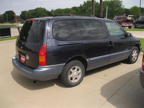 1999 Nissan Quest 4dr Quad Cab 155 WB 4WD