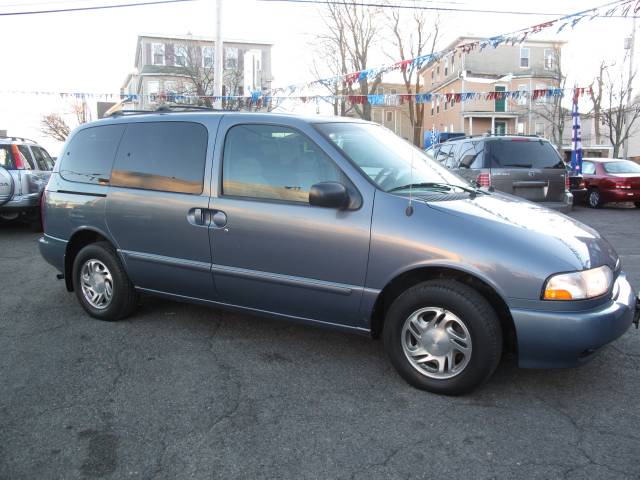 2000 Nissan Quest SE