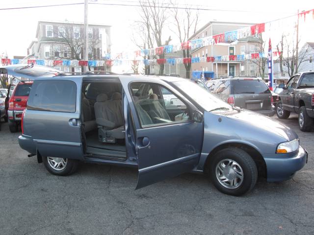 2000 Nissan Quest SE