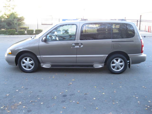 2001 Nissan Quest SE