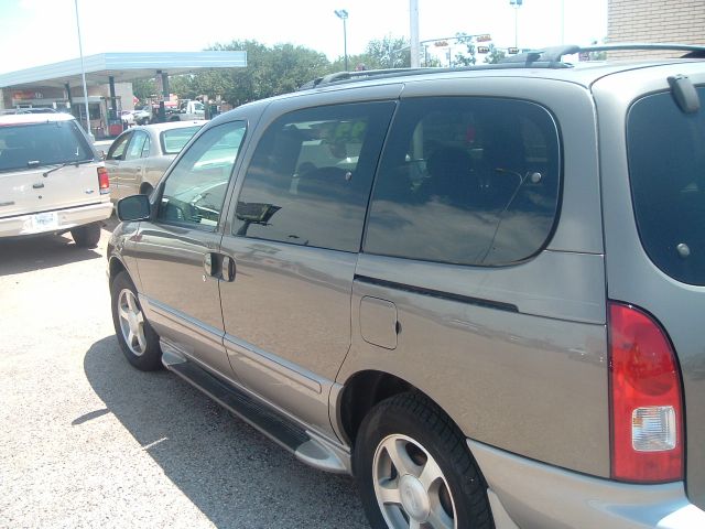 2002 Nissan Quest SE