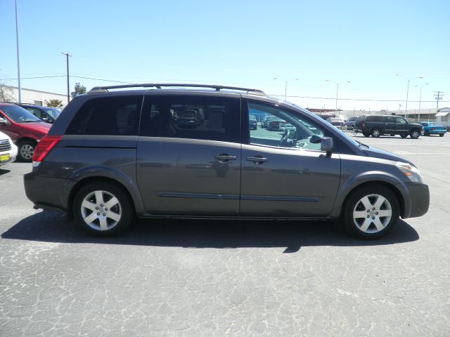 2004 Nissan Quest LE