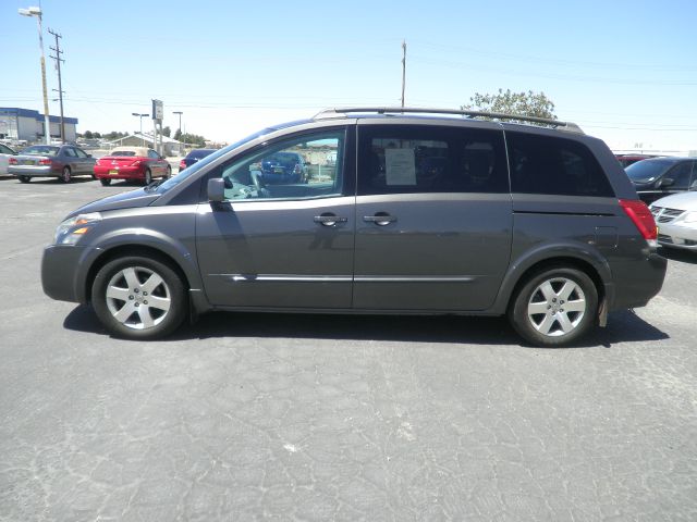 2004 Nissan Quest LE