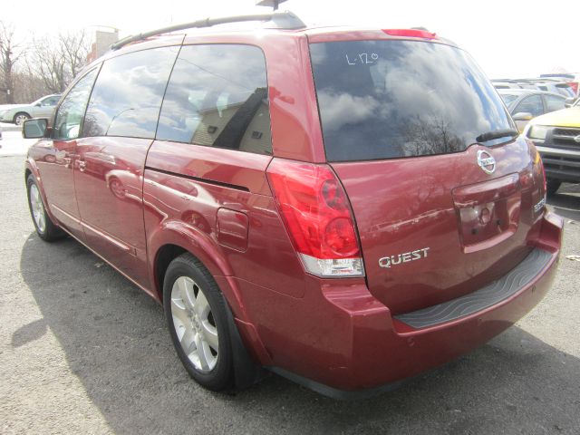 2004 Nissan Quest LE