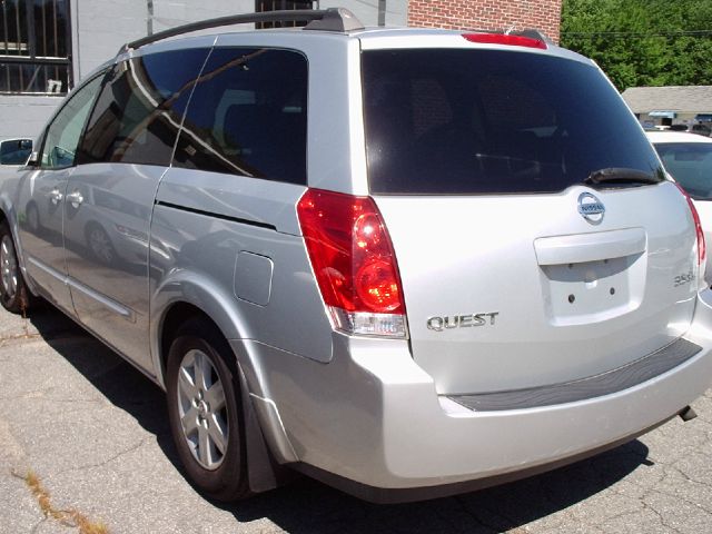 2004 Nissan Quest ST Pickup 4D 5 1/2 Ft