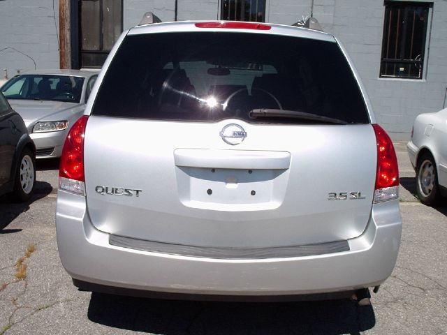 2004 Nissan Quest ST Pickup 4D 5 1/2 Ft