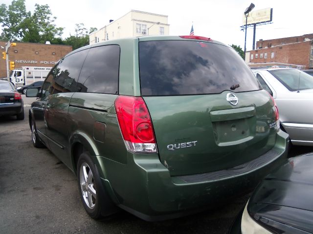 2004 Nissan Quest LE