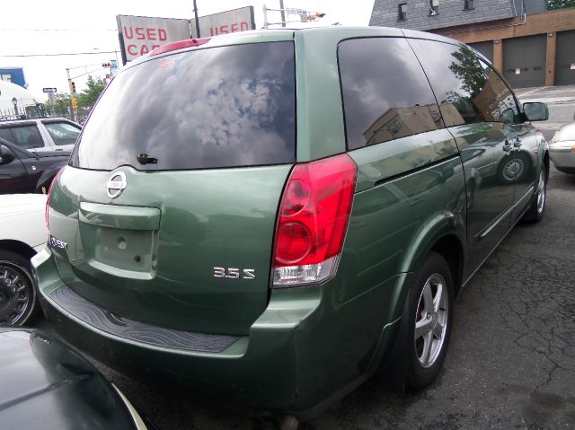 2004 Nissan Quest LE