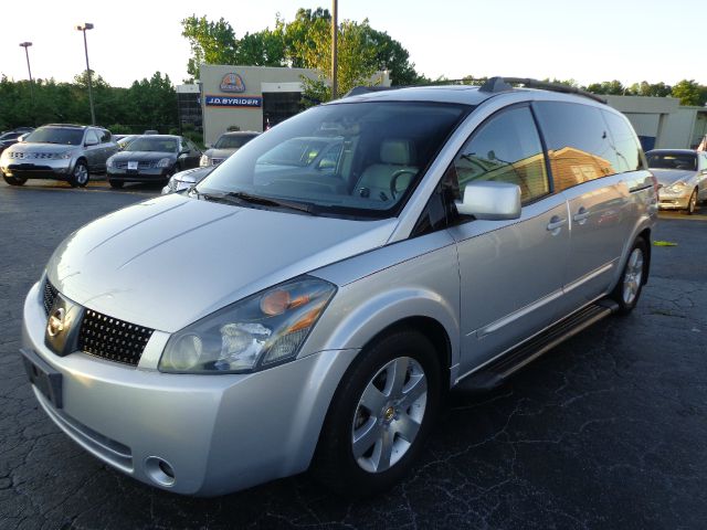 2004 Nissan Quest LE