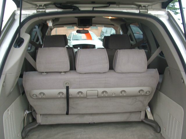 2004 Nissan Quest ST Pickup 4D 5 1/2 Ft